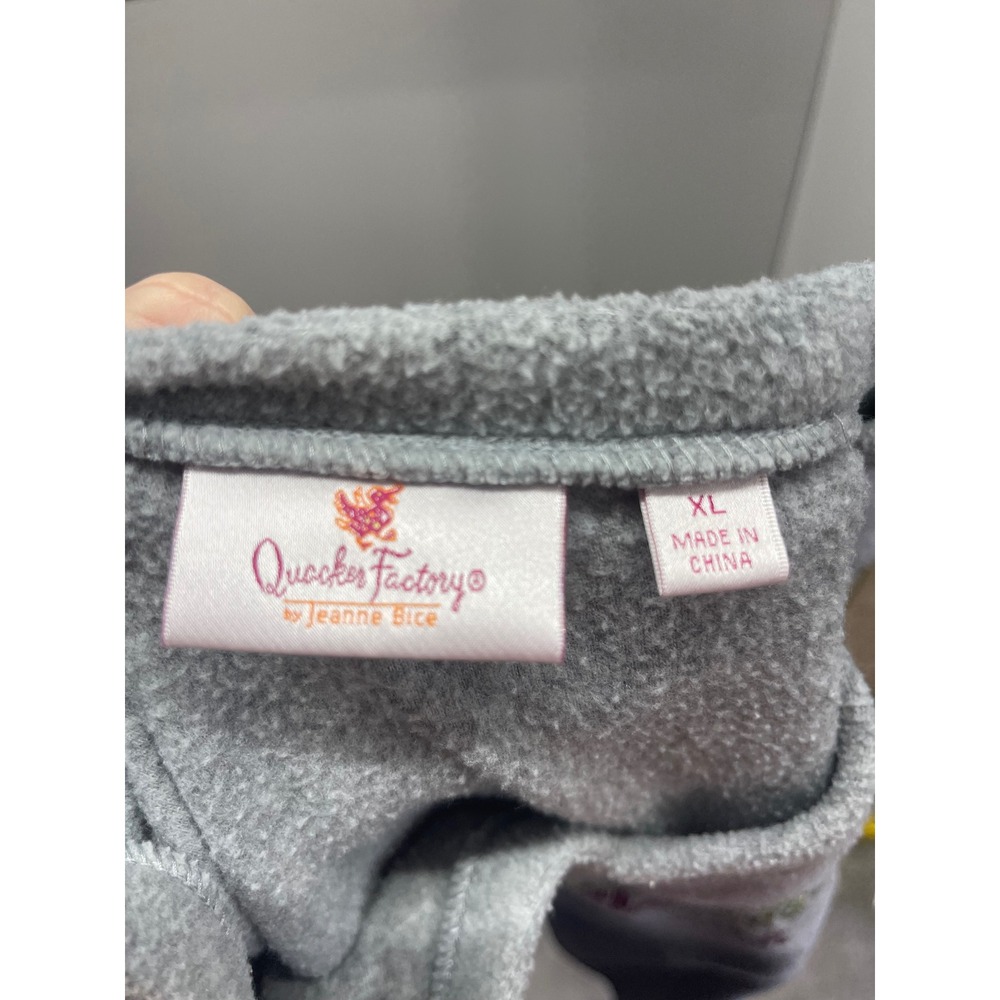 Quacker Factory Christmas Dog Fleece Sweatshirt XL Gray V-Neck Holiday Pullover - Picture 4 of 5